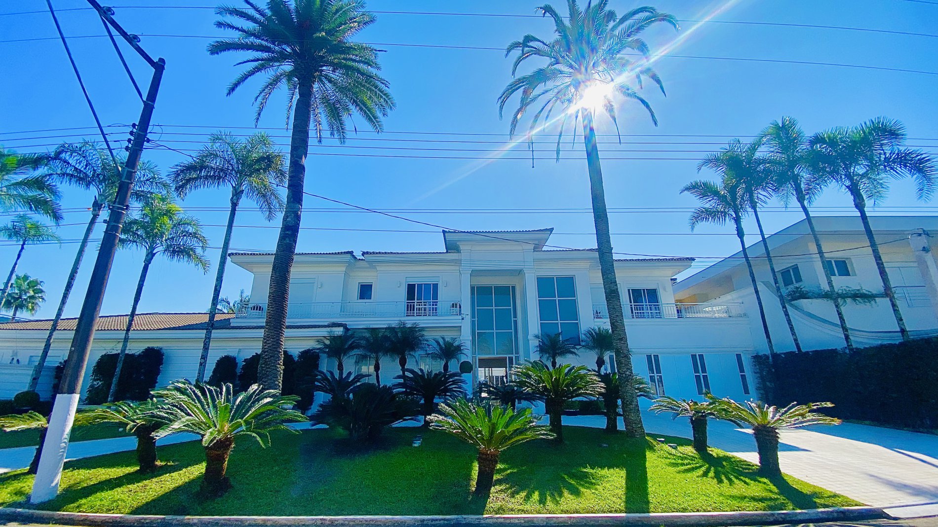 Oliveira imóveis Guarujá